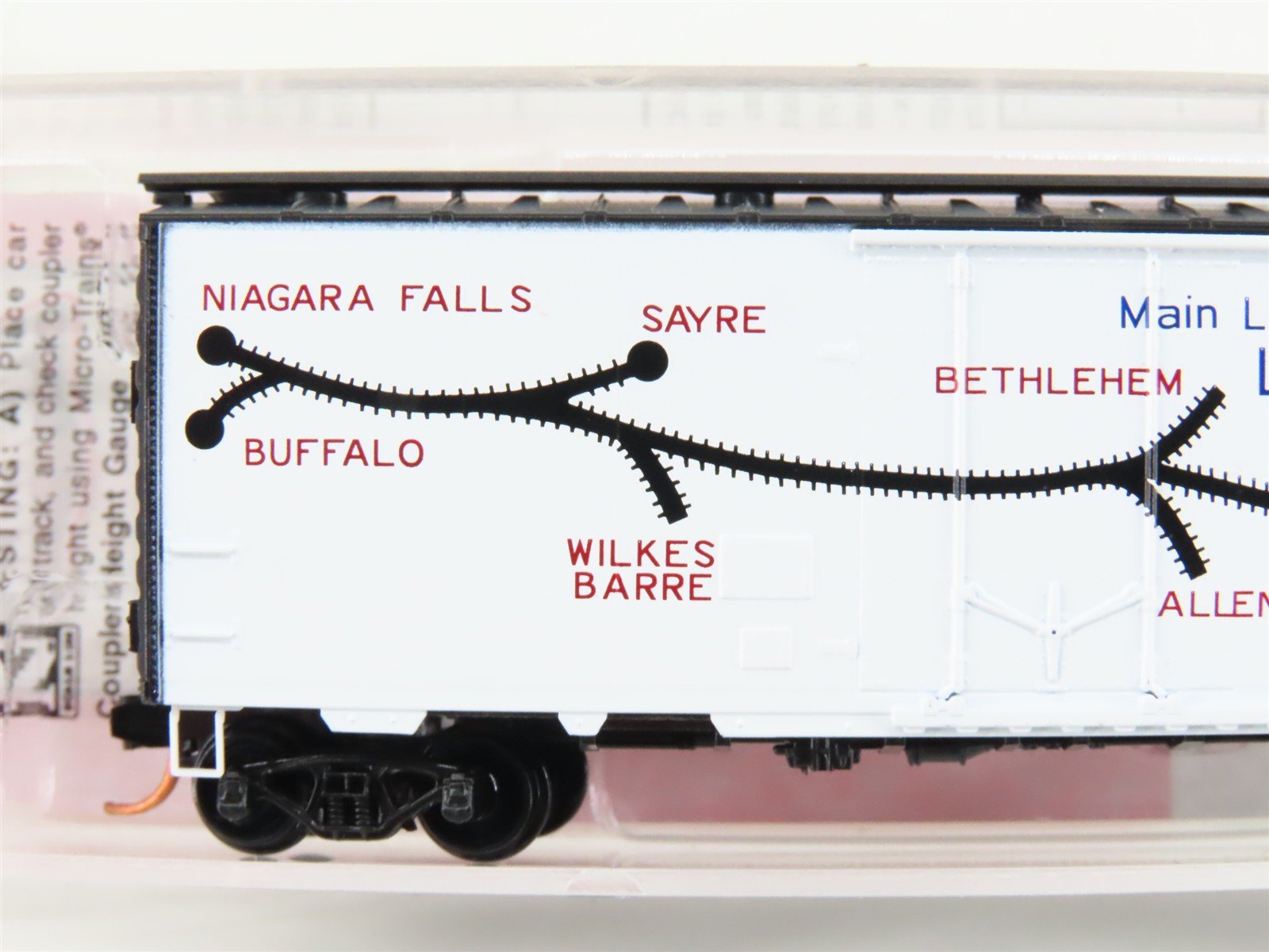 N Scale Micro-Trains MTL NSE 11-01 LV Lehigh Valley Rolling Billboard Box Car