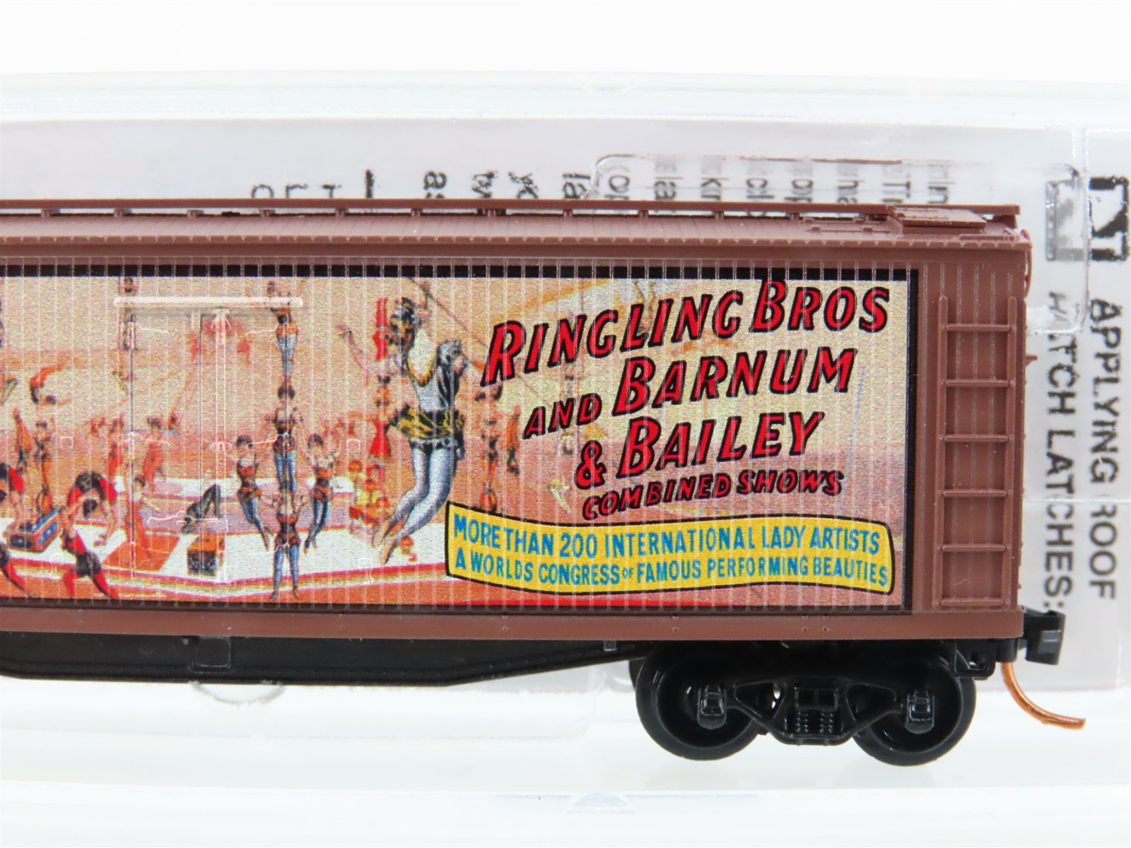 N Scale Micro-Trains MTL 04700404 Ringling Bros. Billboard Car #4 40' Reefer