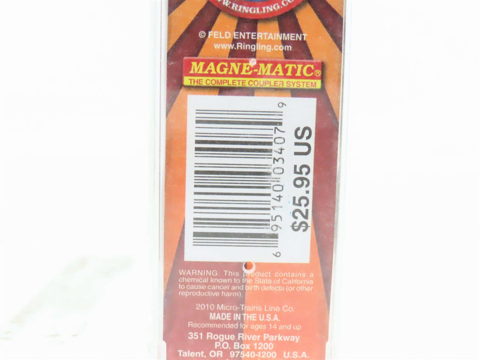 N Scale Micro-Trains MTL 04700409 Ringling Bros. Billboard Car #9 40' Reefer