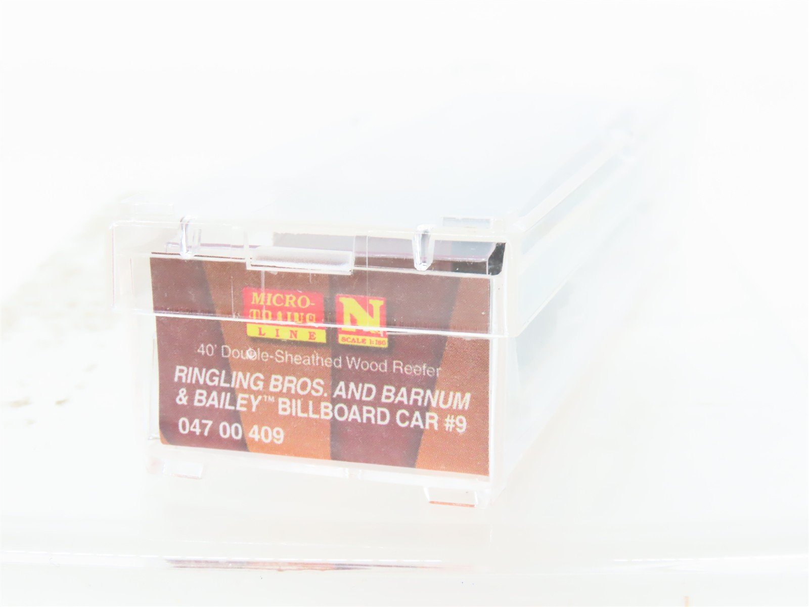 N Scale Micro-Trains MTL 04700409 Ringling Bros. Billboard Car #9 40' Reefer