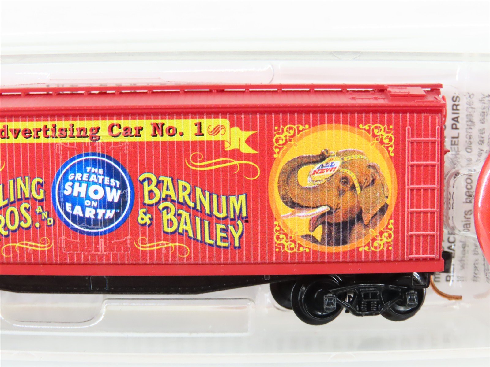 N Scale Micro-Trains MTL 04700400 Ringling Bros. Advertising Car #1 40' Reefer