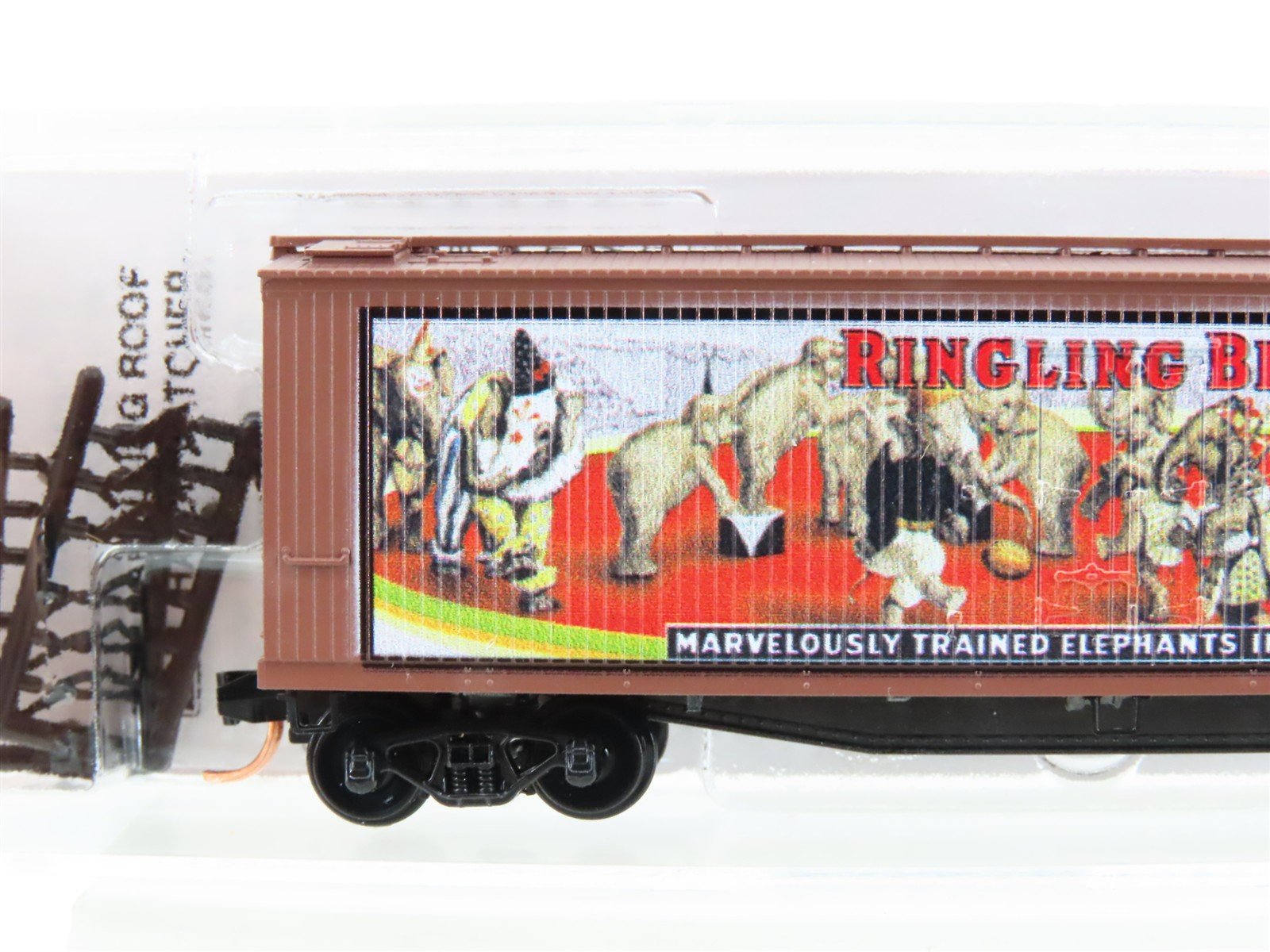 N Micro-Trains MTL 04700411 Ringling Bros. Billboard Car #11 