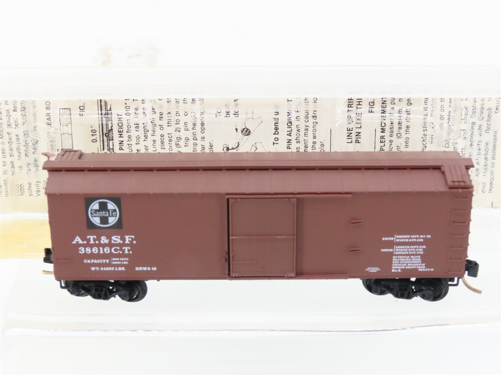 N Scale Micro-Trains MTL 39060 ATSF Santa Fe 40' Wood Box Car #38616C.T.