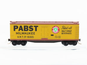 N Scale Micro-Trains MTL 49200 URTC Pabst Milwaukee 40' Wood Reefer #91021