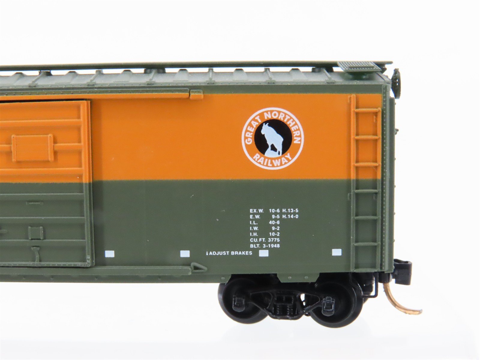 N Scale Micro-Trains MTL GN Great Northern 40' Single Door Box Car #2533