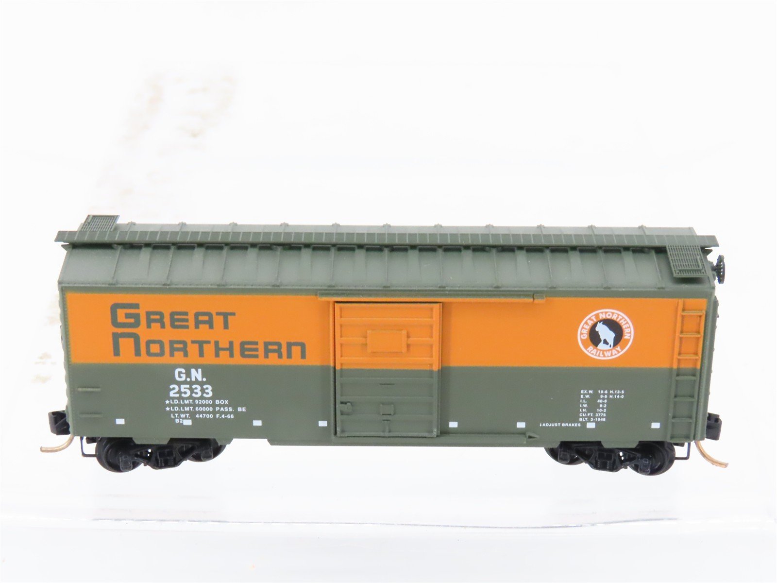 N Scale Micro-Trains MTL GN Great Northern 40' Single Door Box Car #2533