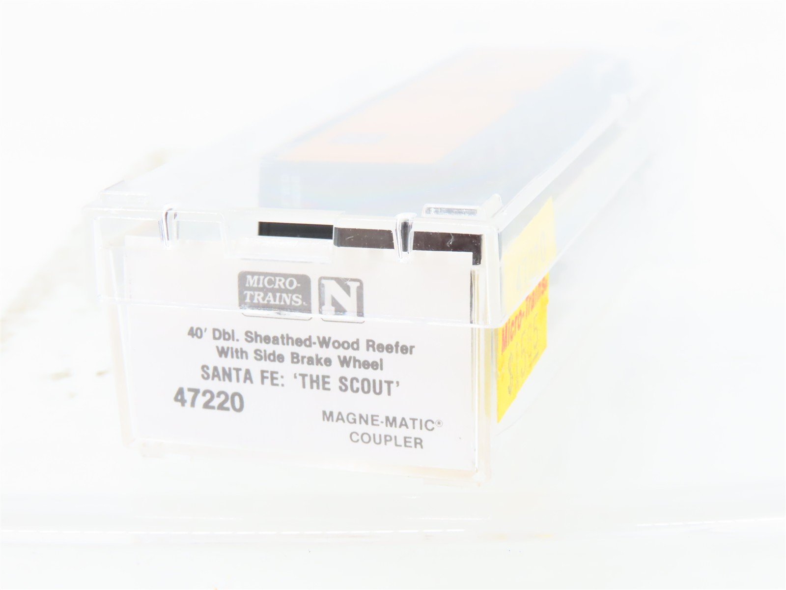 N Scale Micro-Trains MTL 47220 SFRD Santa Fe The Scout 40' Wood Reefer #26206