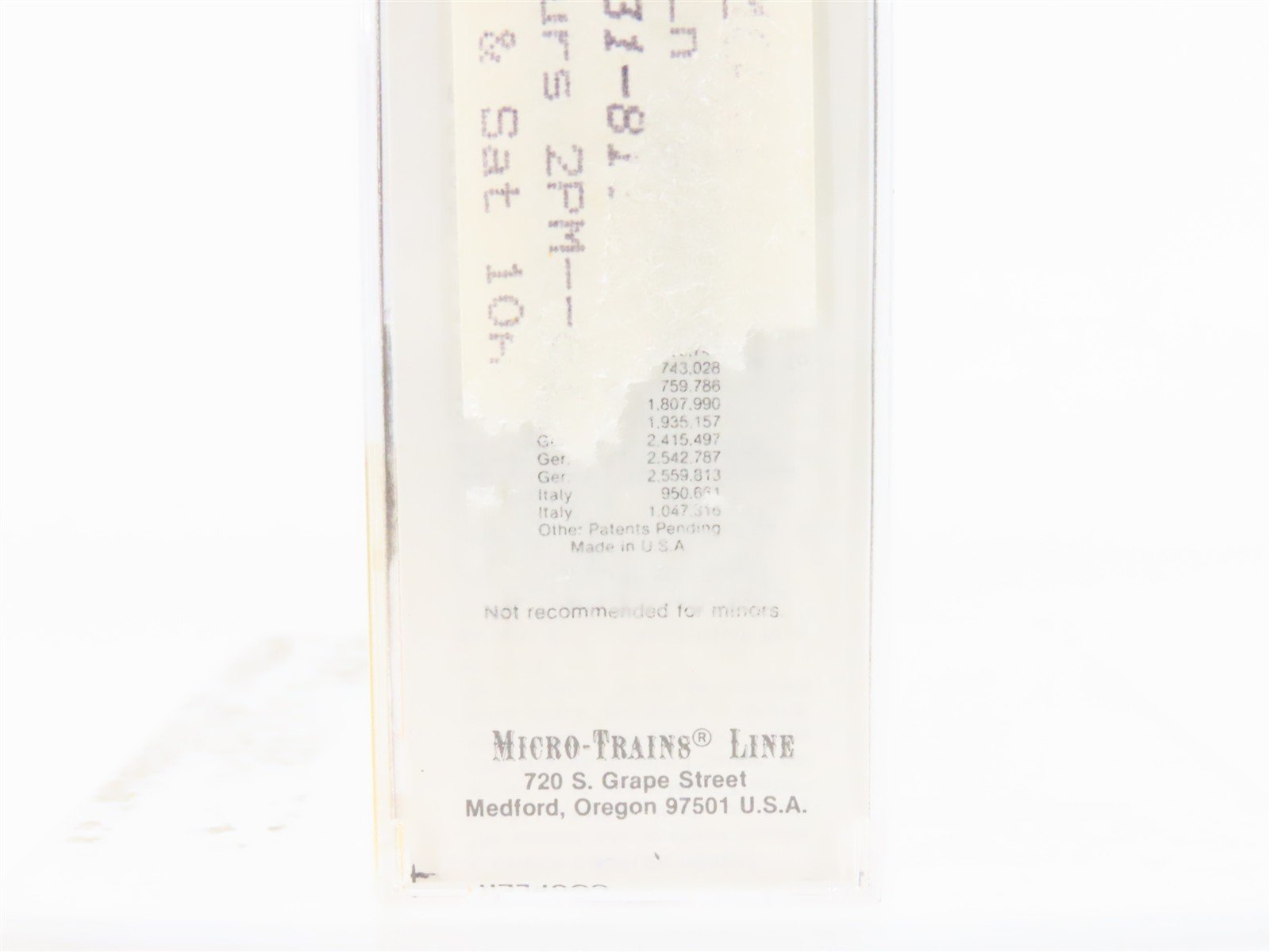 N Scale Micro-Trains MTL 42040 Menasha Woodenware Co. 40' Wood Box Car #224