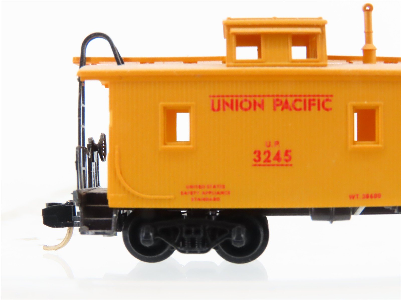 N Scale Micro-Trains MTL 50100 UP Union Pacific 34' Offset Cupola Caboose #3245