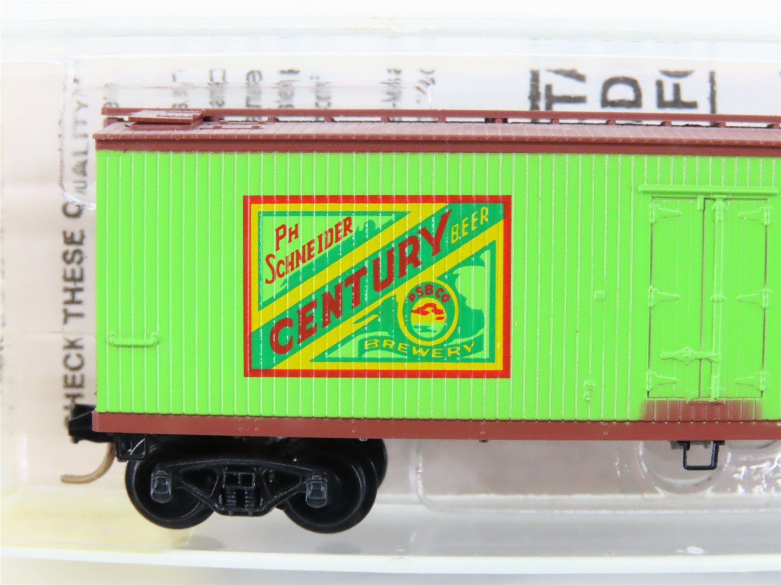 N Scale Kadee Micro-Trains MTL 47090 SNBX Century Beer 40' Wood Reefer #4604