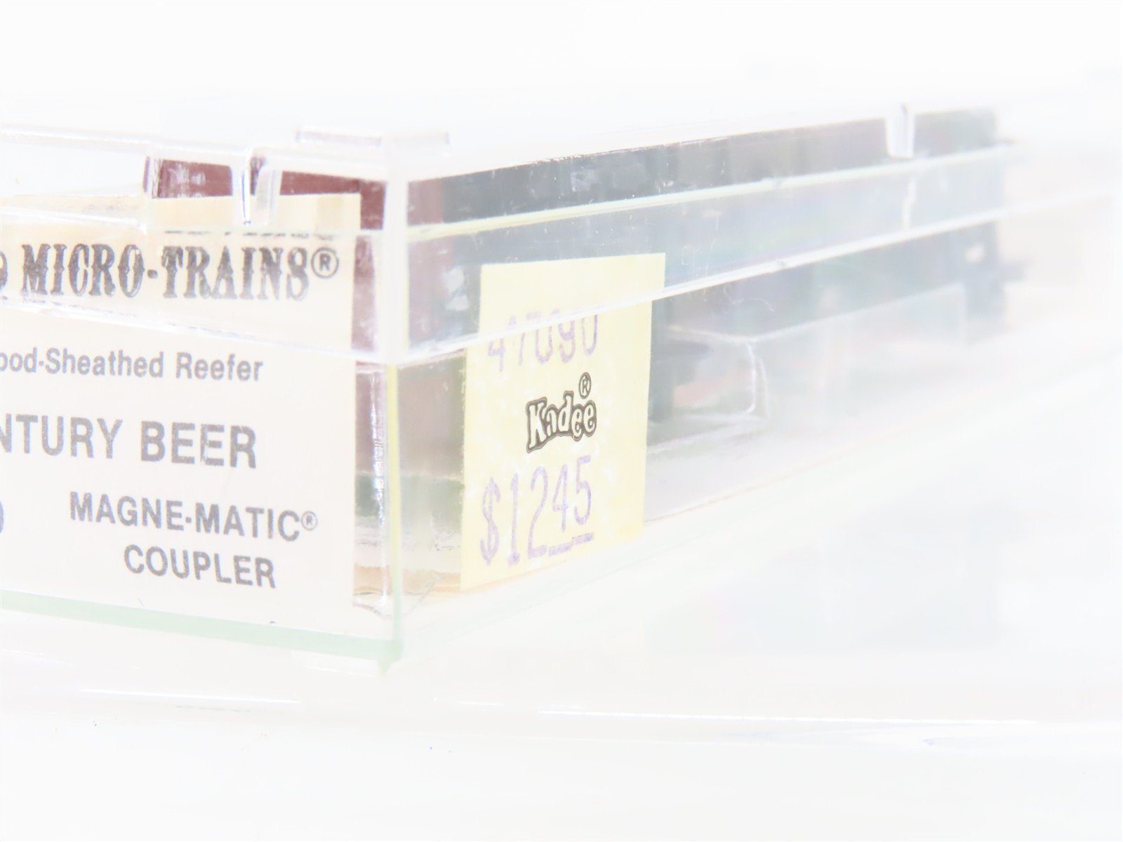 N Scale Kadee Micro-Trains MTL 47090 SNBX Century Beer 40' Wood Reefer #4604