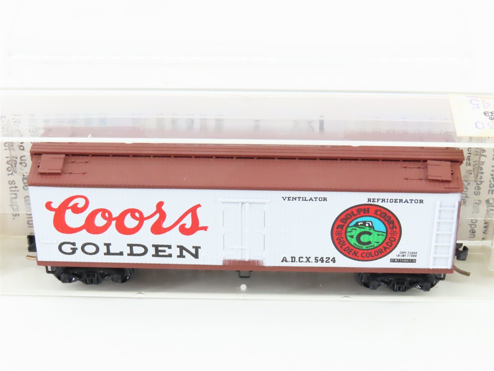 N Scale Kadee Micro-Trains MTL 47030 ADCX Coors Beer 40' Wood Reefer #5424