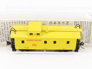N Scale Kadee Micro-Trains MTL 50010 UP Union Pacific 34' Caboose #3238