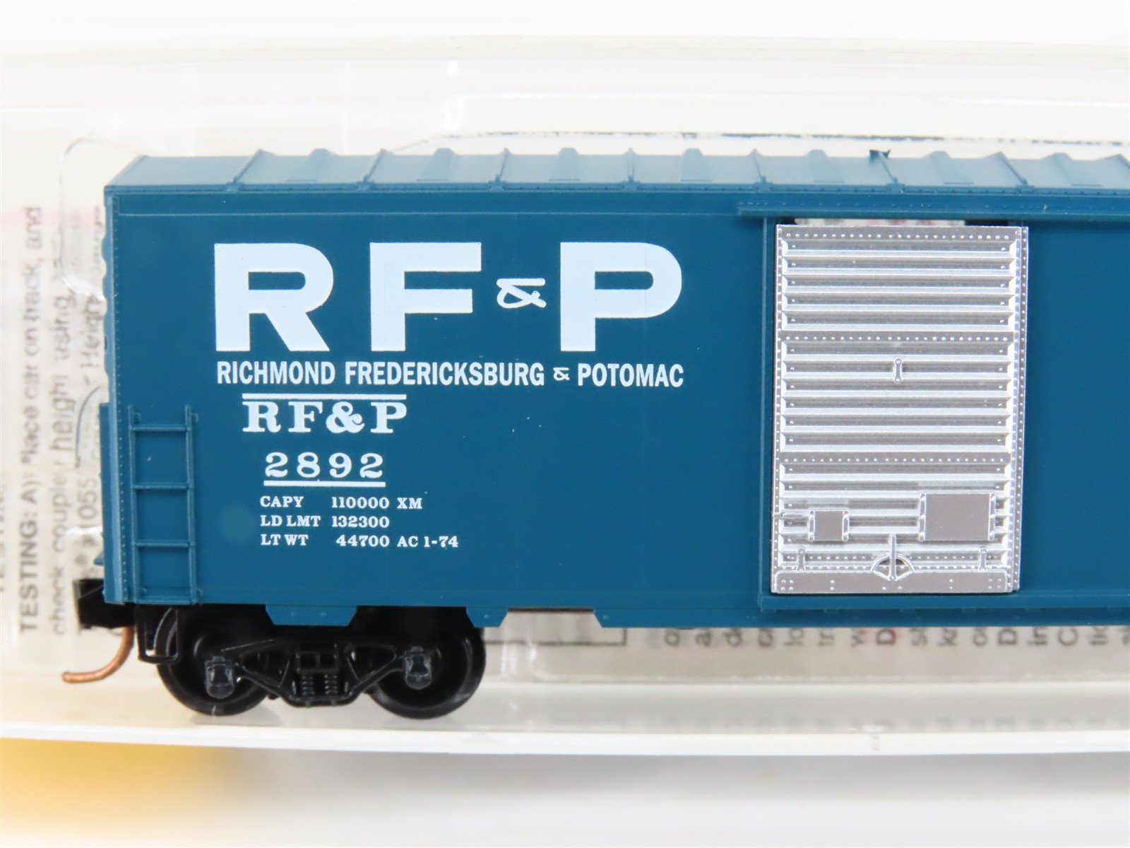 N Micro-Trains MTL 24290 RF&P Richmond Fredericksburg & Potomac 40' Boxcar #2892