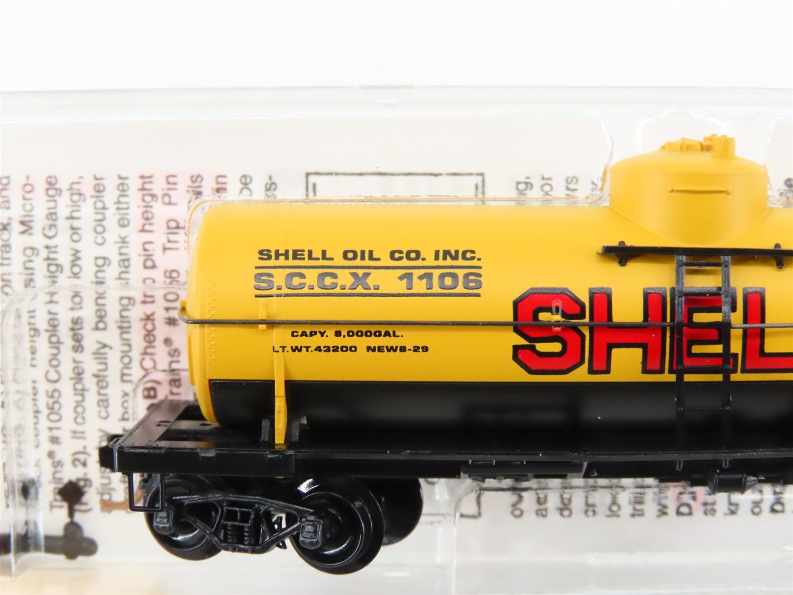 N Scale Micro-Trains MTL 65090/1 SCCX Shell Oil 39' Single Dome Tank Car #1106