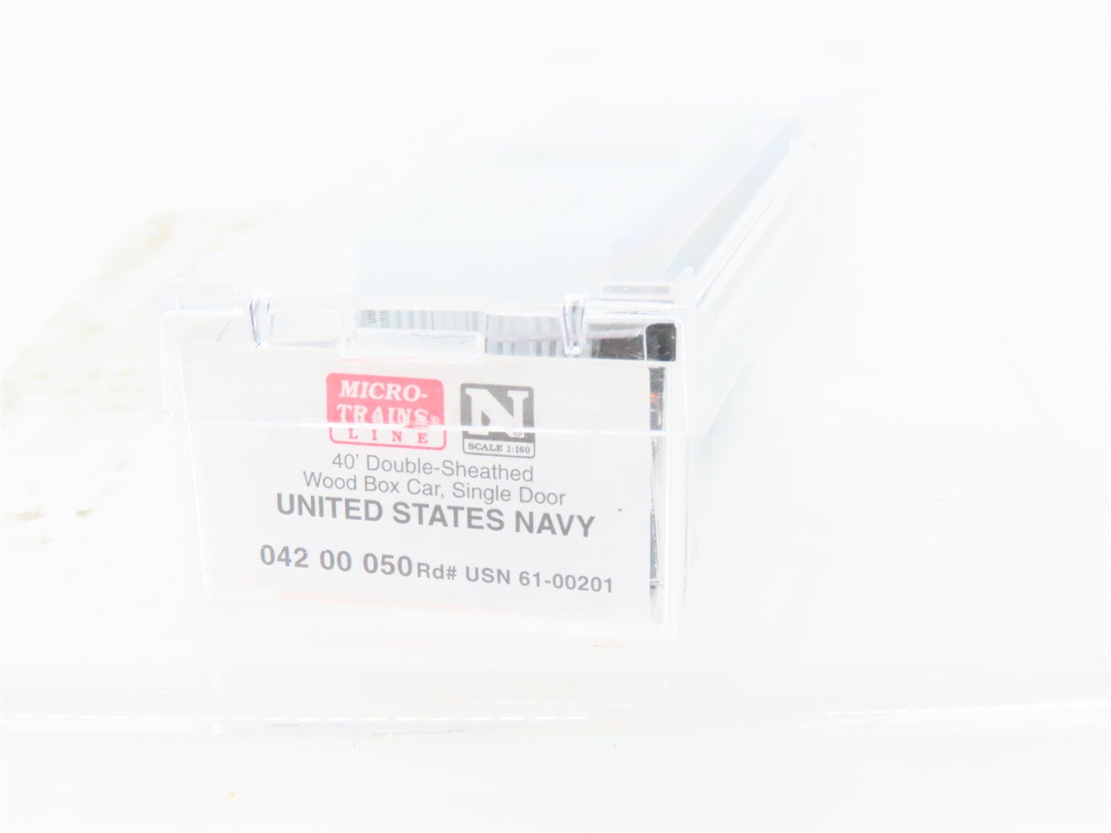 N Scale Micro-Trains MTL 04200050 USN United States Navy 40' Box Car #61-00201