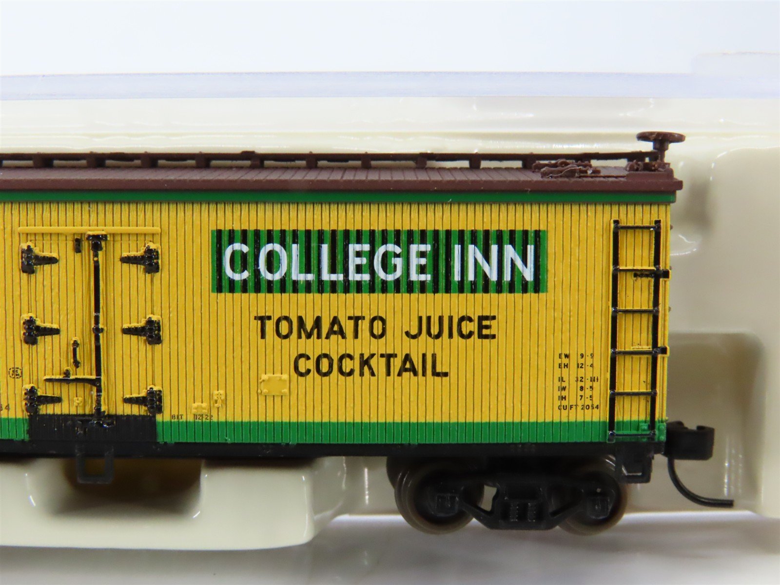 N Scale Atlas 41530 CIPX College Inn Food Products 40' Wood Reefer #104