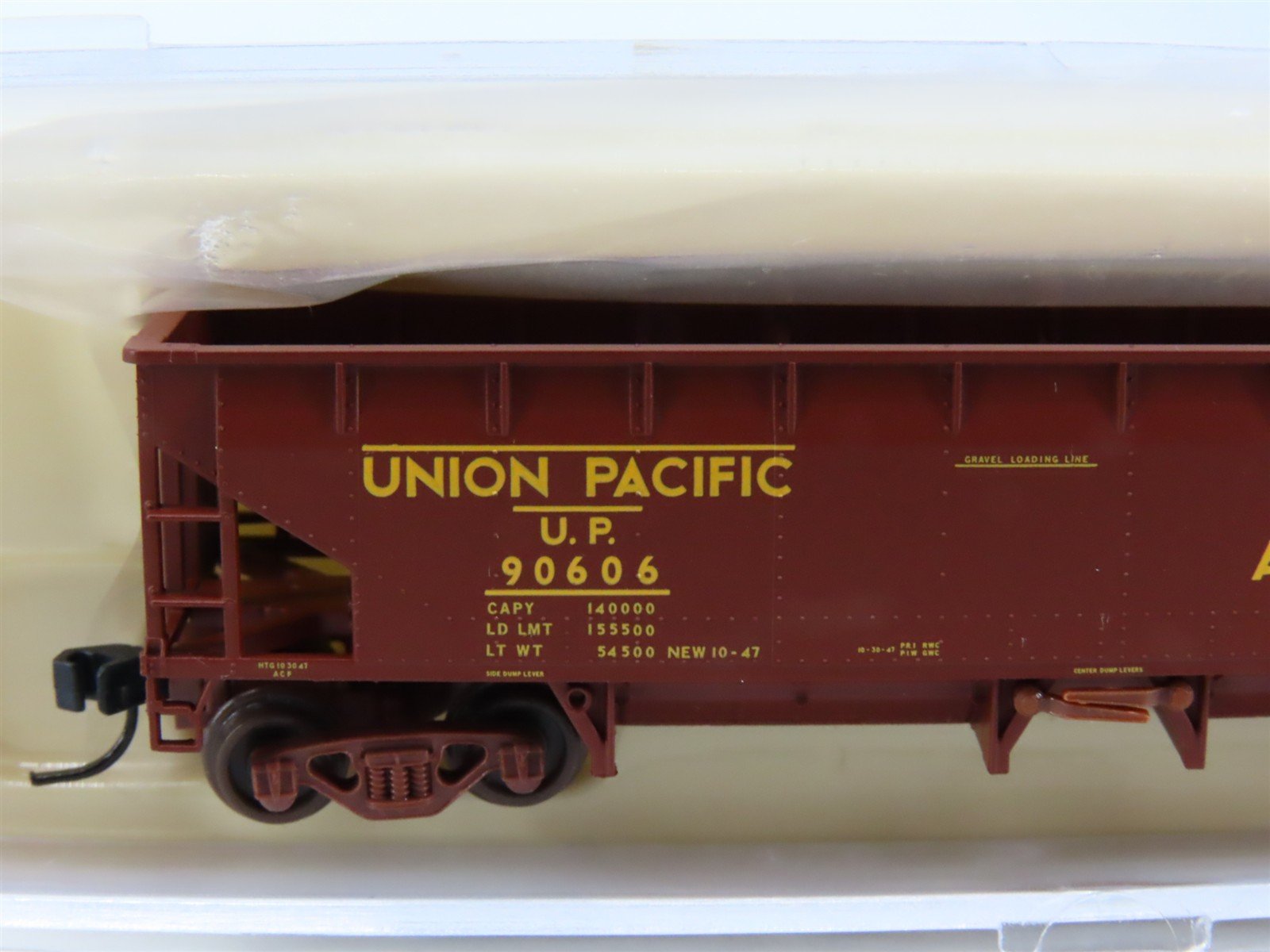 N Atlas 34776-1 UP Union Pacific Railroad 70 Ton Hart Ballast Hopper #90606