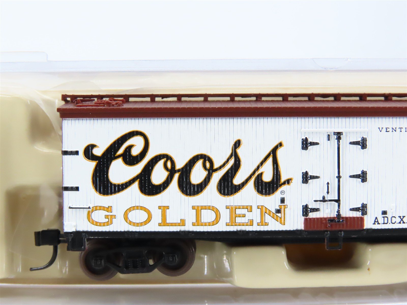 N Scale Atlas NSC-ATL-07-23 ADCX Coors Golden Billboard Reefer #5428