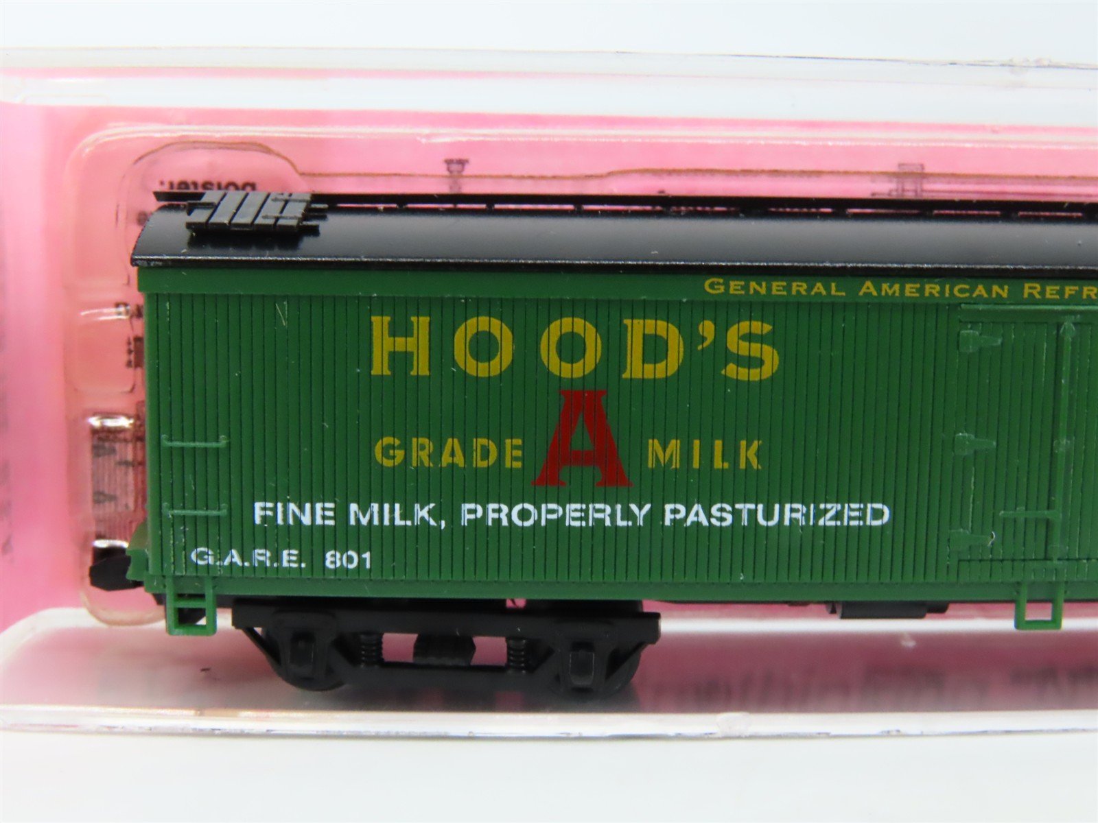 N Scale Roundhouse 8278 GARE Hood's Grade A Milk 50' Express Reefer #801