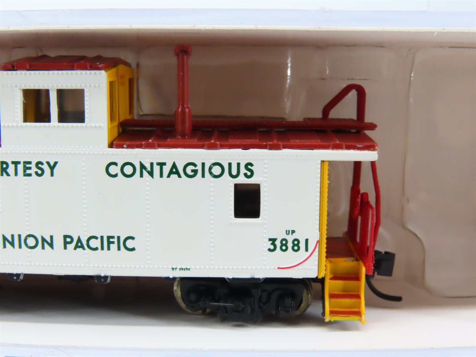 N Scale Centralia Car Shops CCS6068-4* UP Union Pacific Railroad Caboose #3881