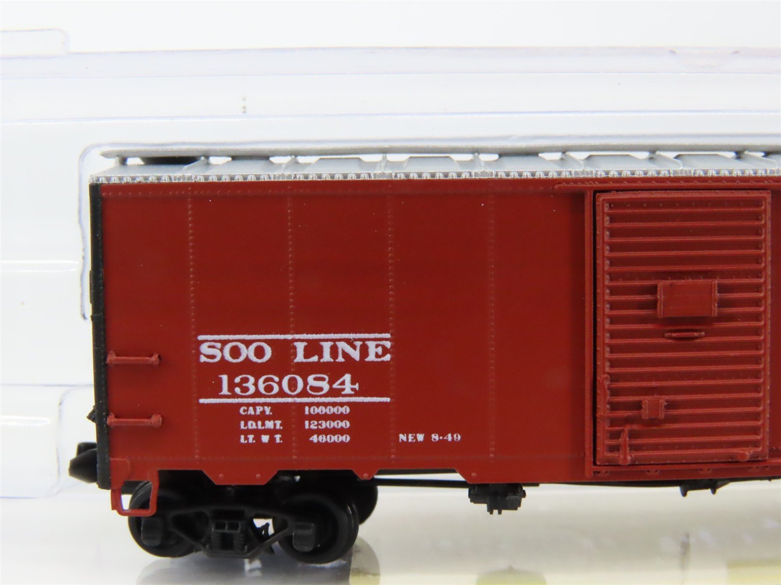 N Scale InterMountain 65728-05 SOO Line 40' Single Door Box Car #136084