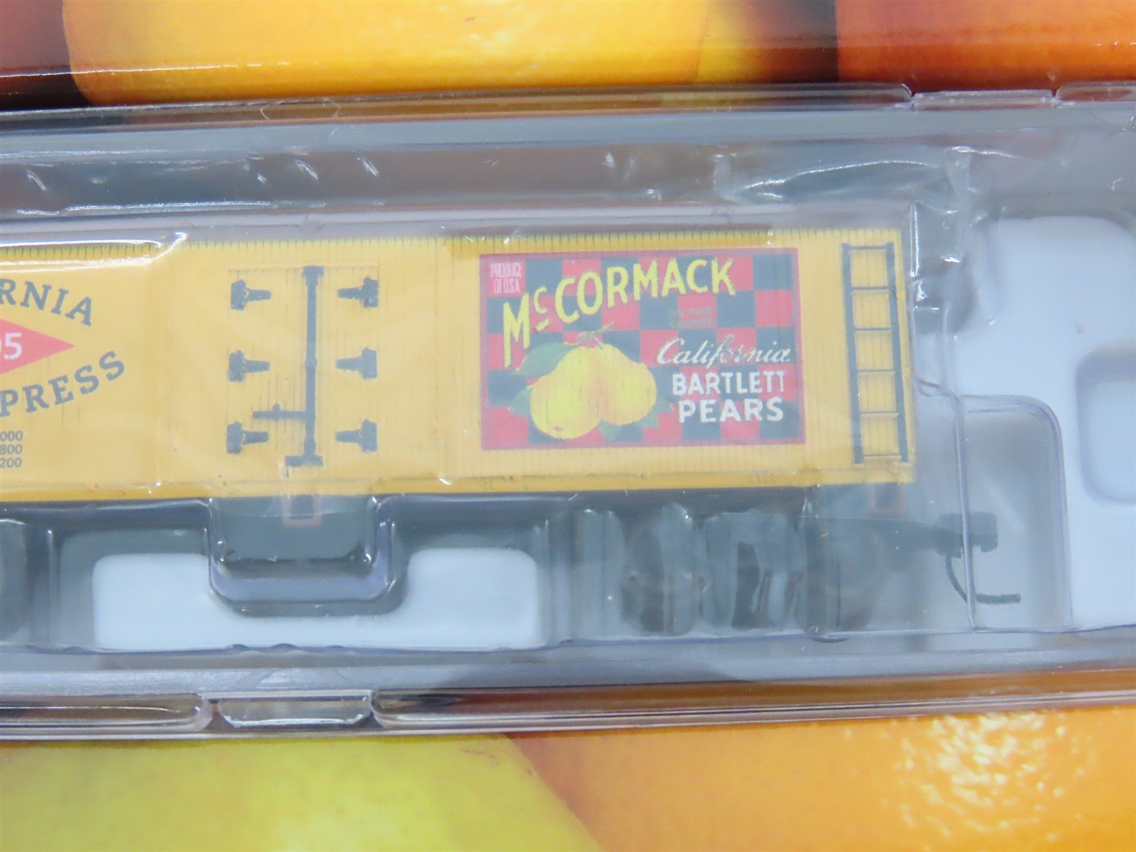 The N Scale Collector NSC California Fruit Express Reefers Set of 4 - Sealed