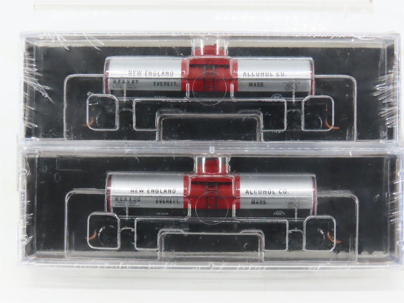 N Micro-Trains MTL NSC 07-46 NEAX New England Alcohol Co. Tank Car 2-Pack Sealed