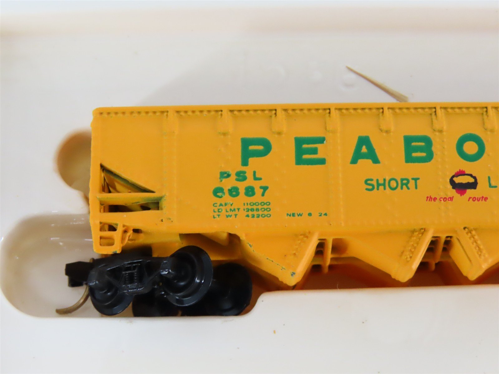 LOT of 2 N Scale Bachmann 53-1033-88 PSL Peabody Short Line 4-Bay Hopper #6687