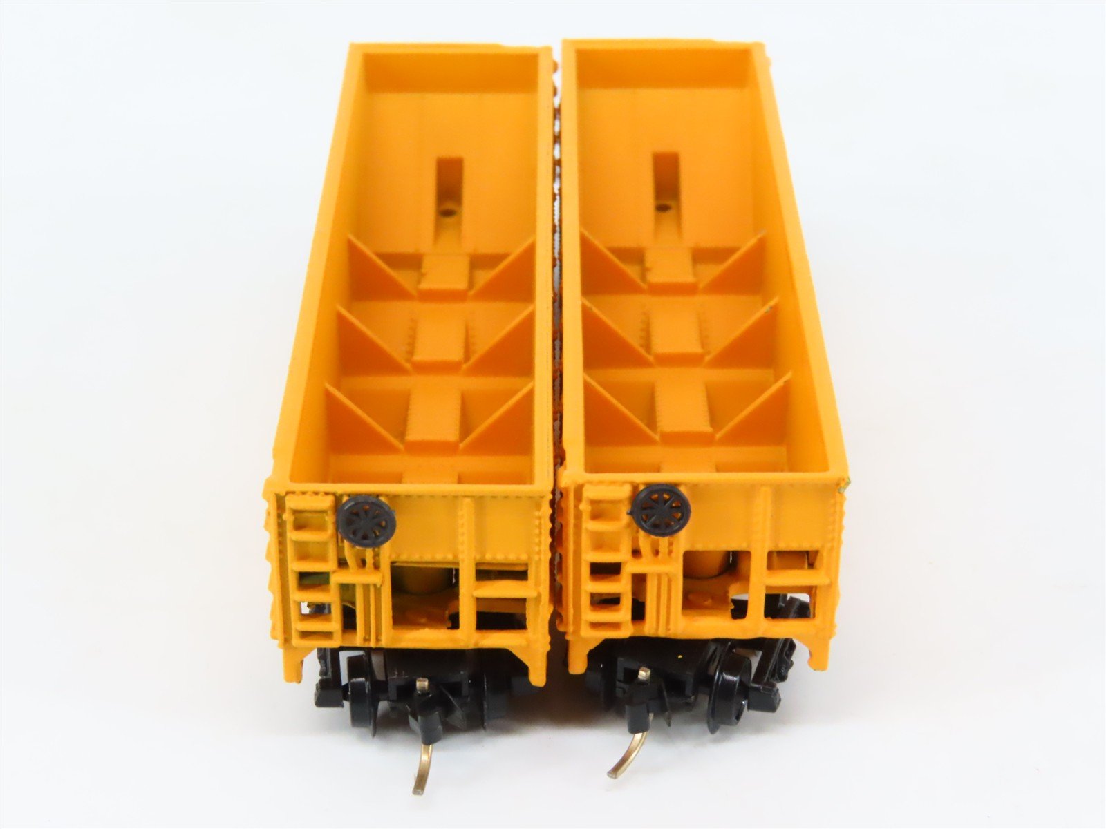 LOT of 2 N Scale Bachmann 53-1033-88 PSL Peabody Short Line 4-Bay Hopper #6687