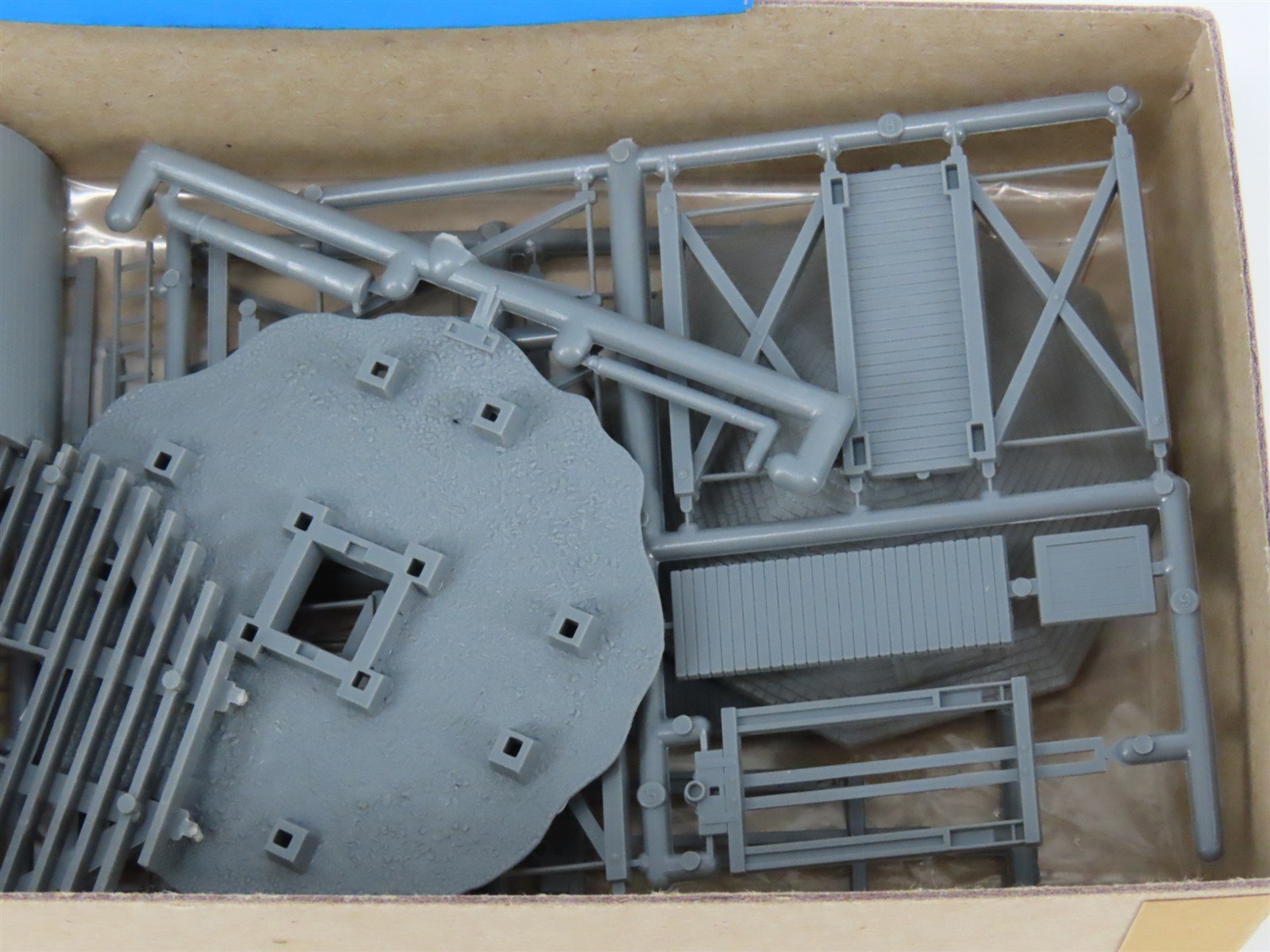 N 1/160 Scale Dimi-Trains Kit 2000 American Standard Water Tank