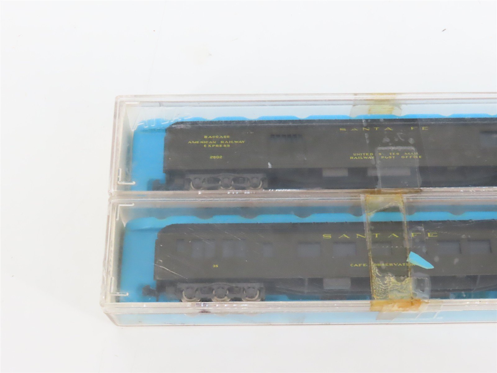 LOT of 6 N Scale Atlas ATSF Santa Fe Coach/Obs/Baggage Passenger Cars