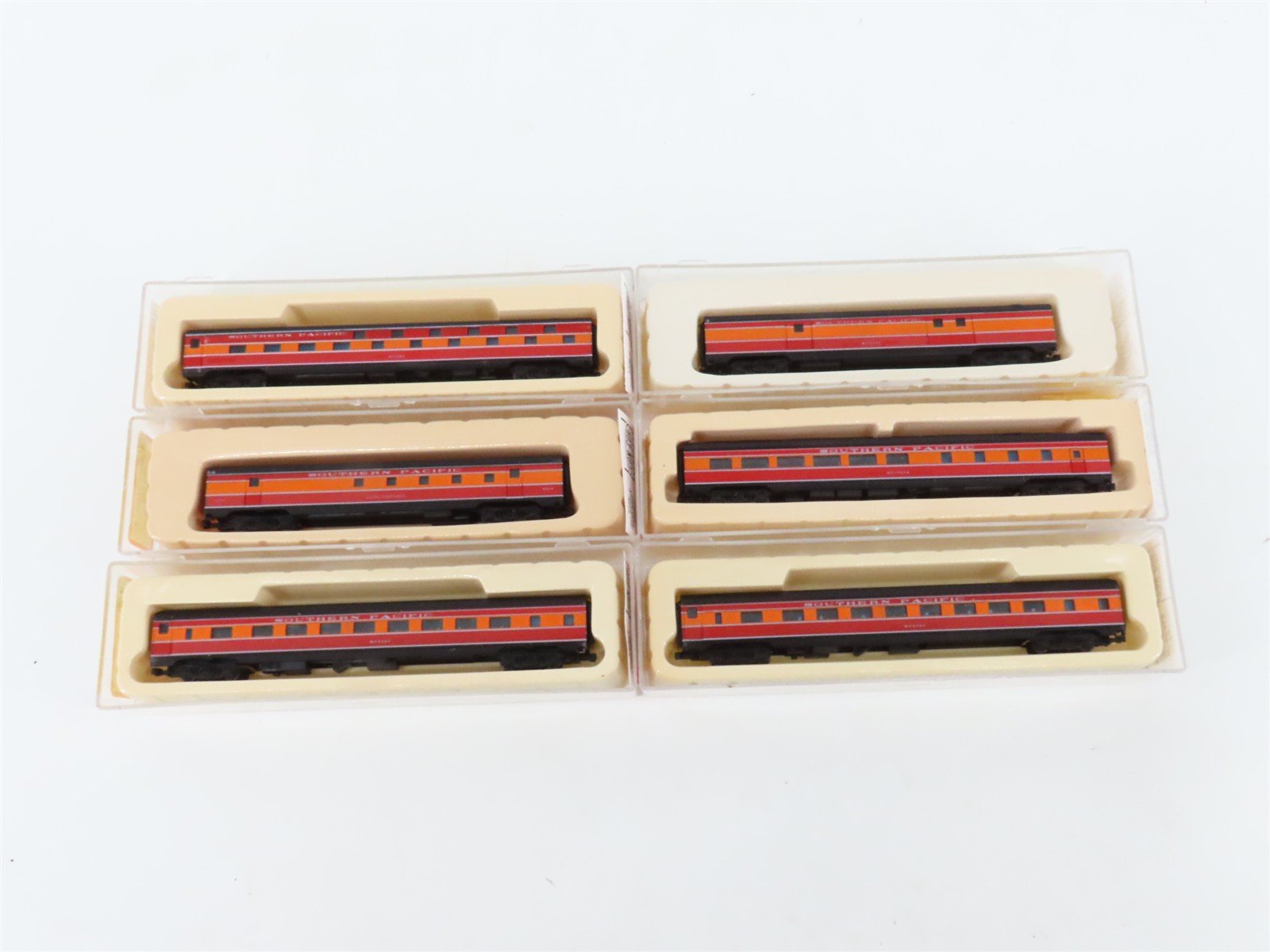 LOT of 6 N Scale Con-Cor SP Southern Pacific Baggage/Obs/Coach Passenger Cars