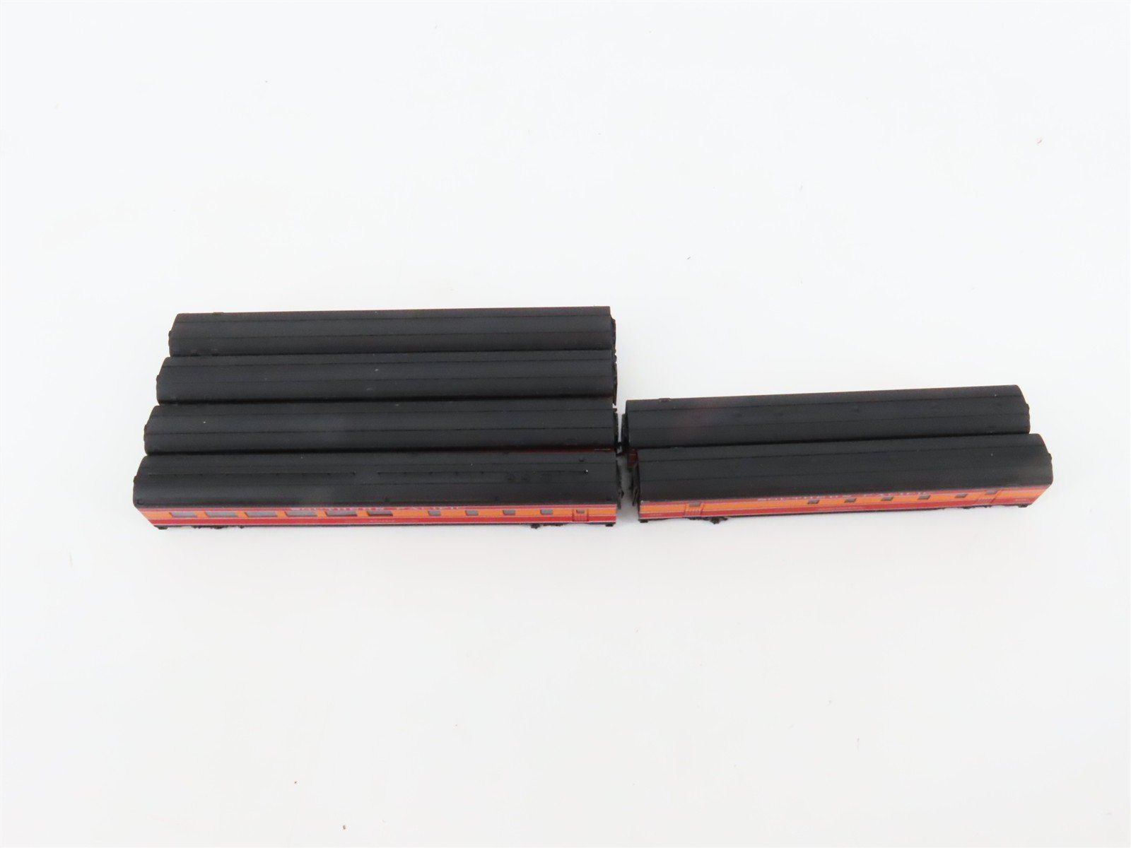 LOT of 6 N Scale Con-Cor SP Southern Pacific Baggage/Obs/Coach Passenger Cars