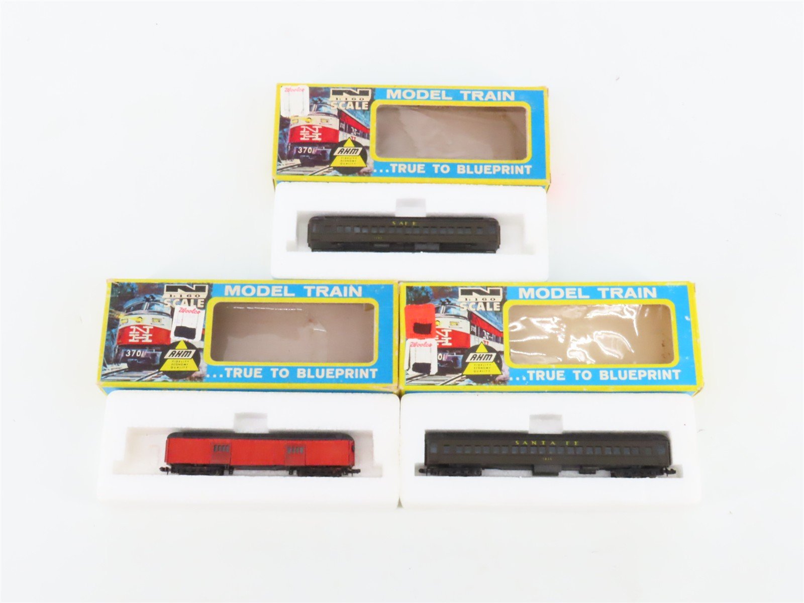 LOT of 3 N Scale AHM ATSF Santa Fe Coach/Combine Passenger Cars