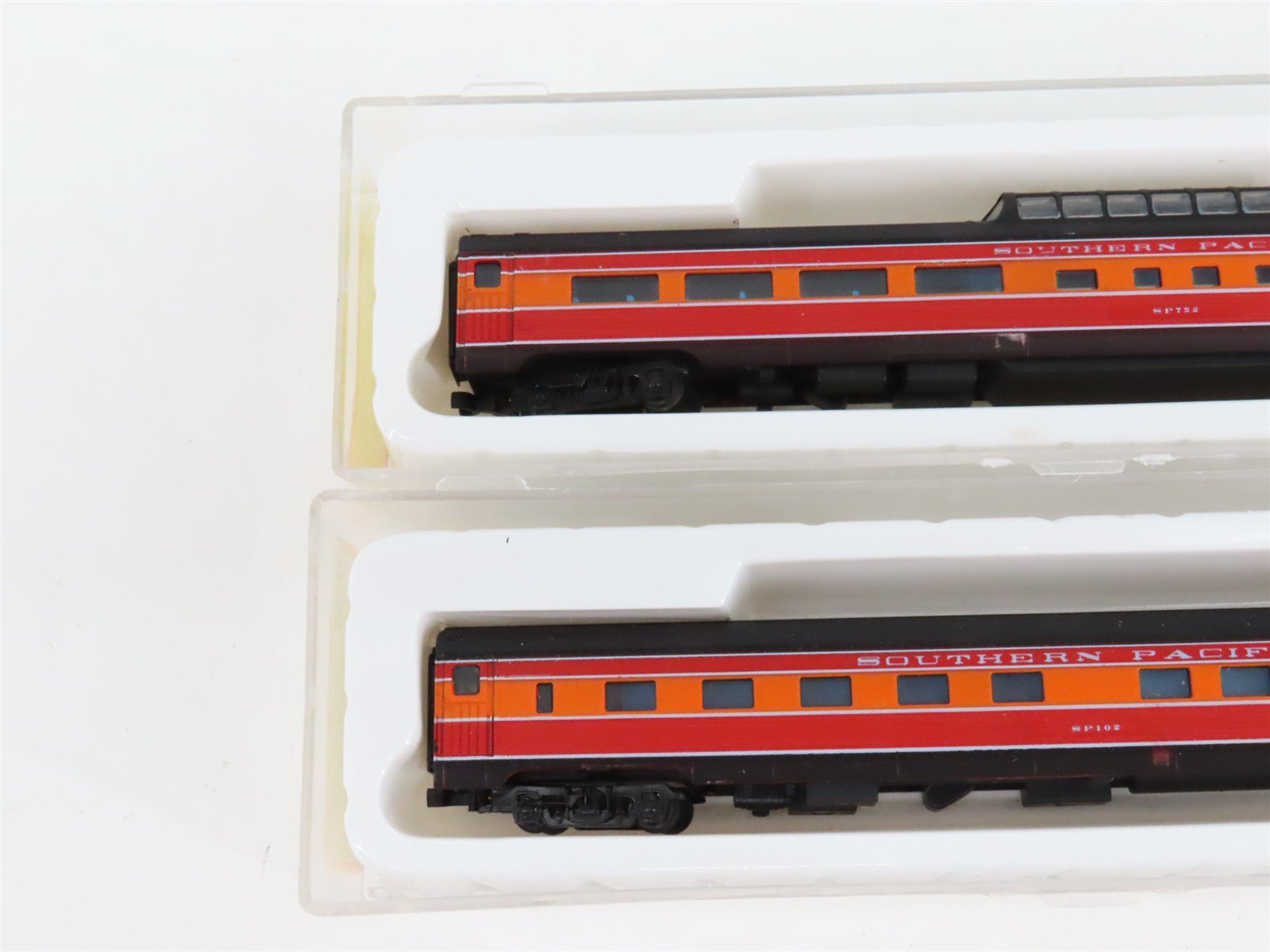 LOT of 3 N Scale Con-Cor SP Southern Pacific Dome/Obs/Coach Passenger Cars