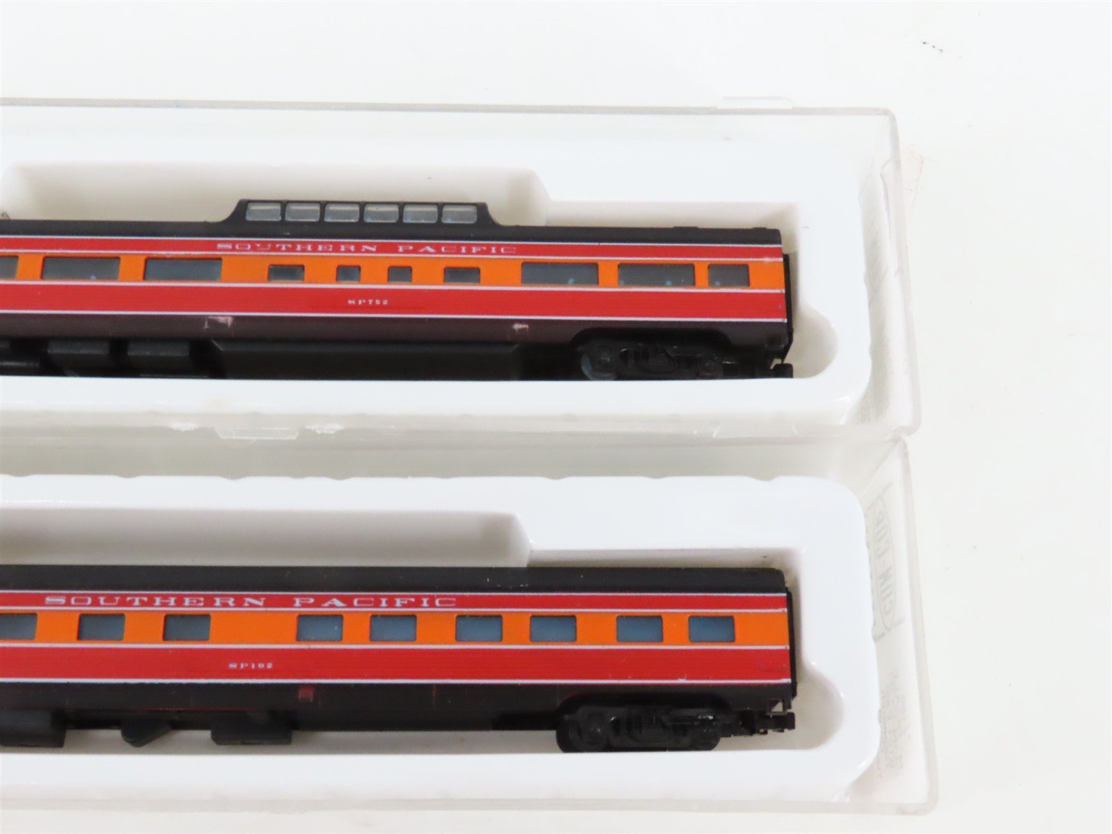 LOT of 3 N Scale Con-Cor SP Southern Pacific Dome/Obs/Coach Passenger Cars