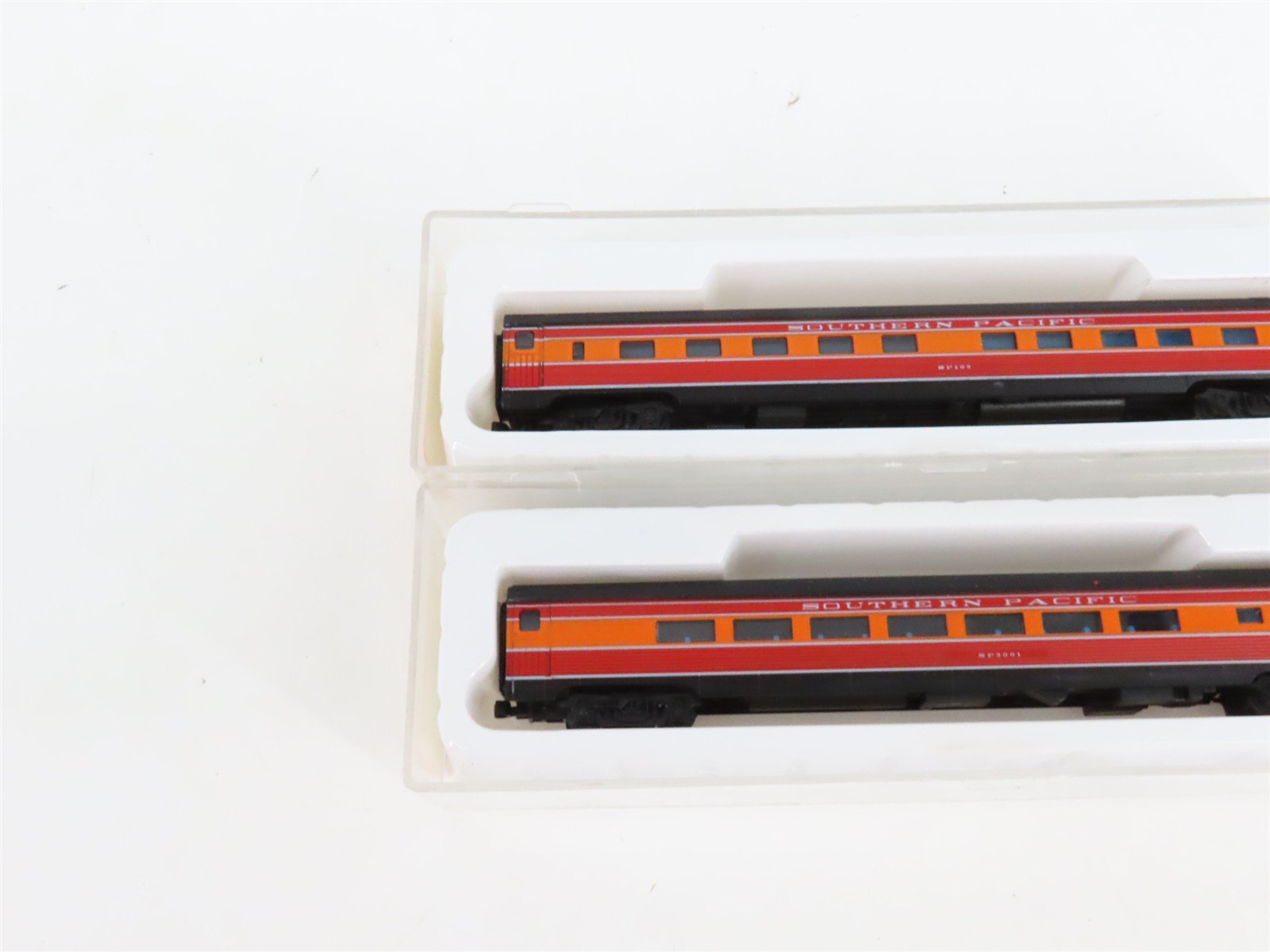LOT of 3 N Scale Con-Cor SP Southern Pacific Dome/Obs/Coach Passenger Cars