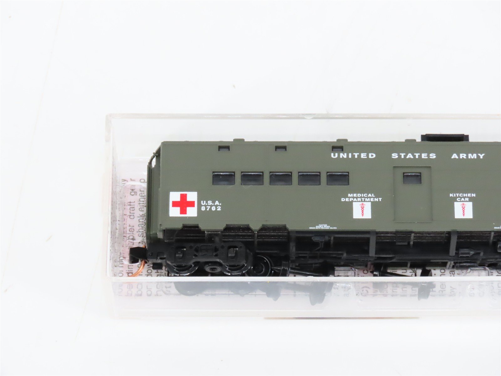 N Scale Micro-Trains MTL 118020 USA Army Troop Sleeper Passenger Car #8762