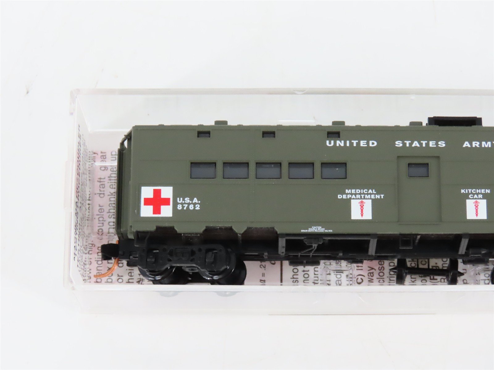 N Scale Micro-Trains MTL 118020 USA Army Troop Sleeper Passenger Car #8762