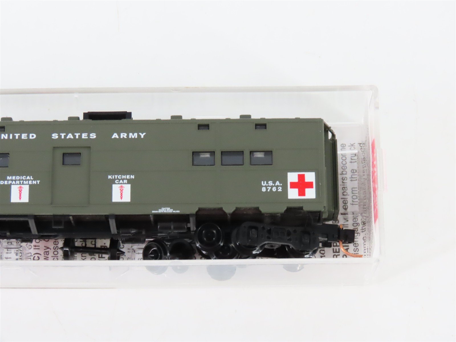 N Scale Micro-Trains MTL 118020 USA Army Troop Sleeper Passenger Car #8762