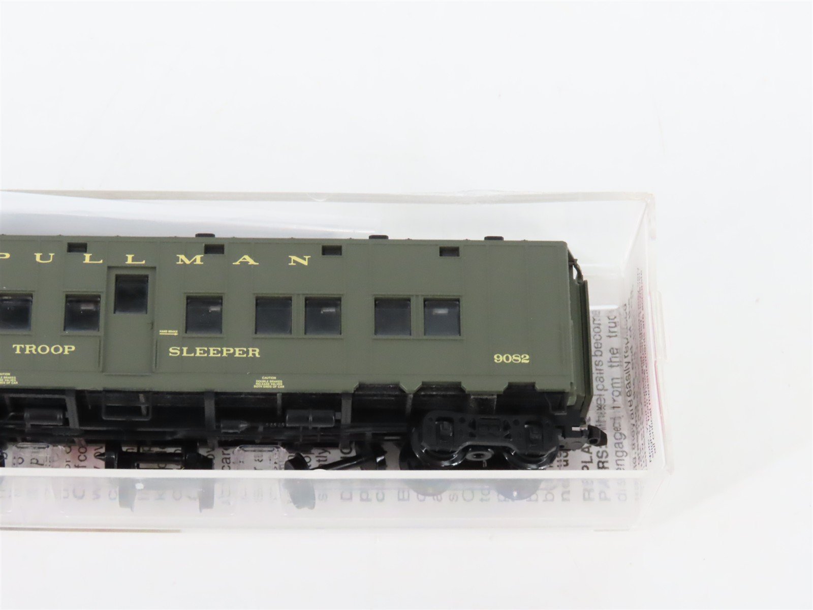 N Scale Micro-Trains MTL 116010.4 US DOD Troop Sleeper Passenger Car #9082