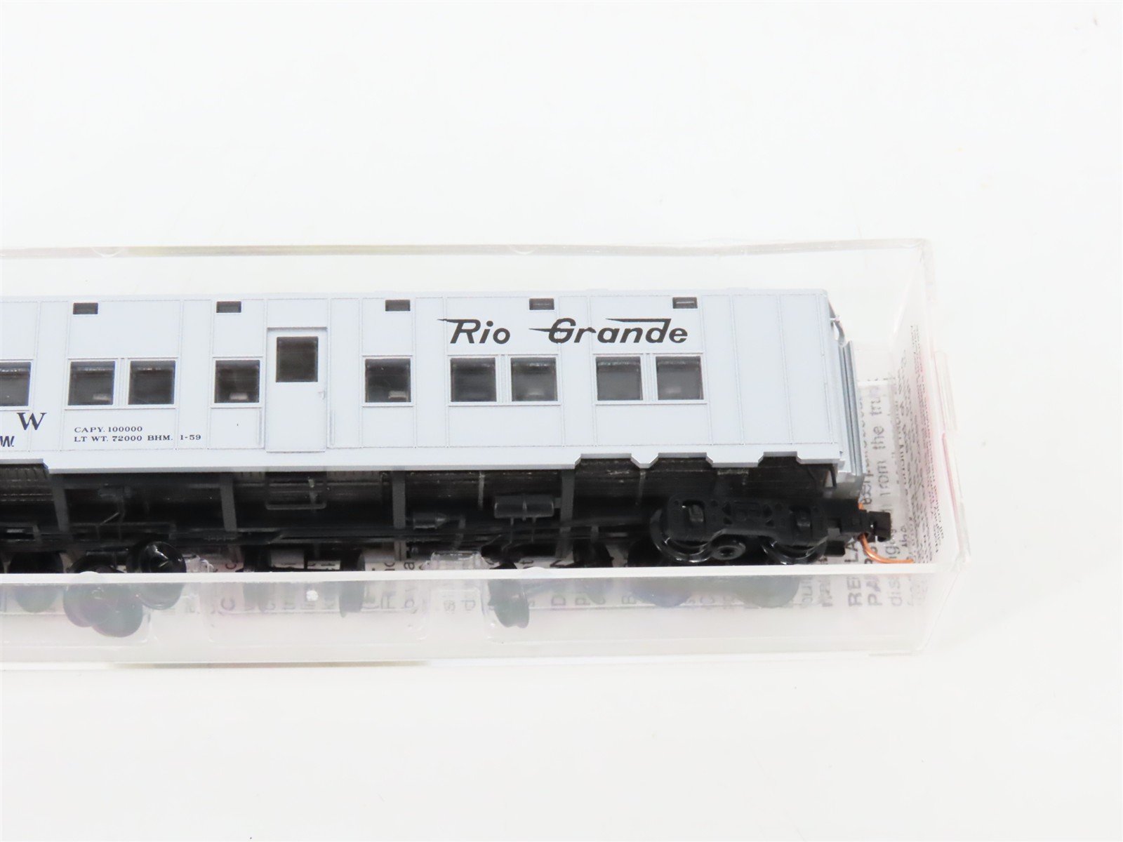 N Scale Micro-Trains MTL 116020.2 DRGW Troop Sleeper Passenger Car #AX-2566MW