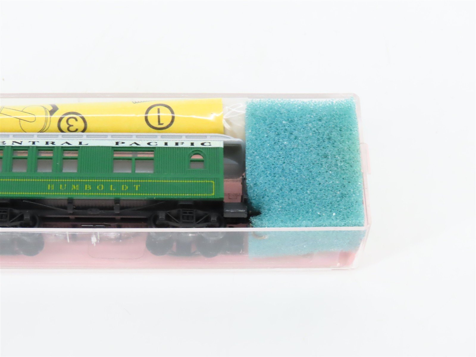 N Roundhouse 8543 CP Central Pacific 34' Overton Business Passenger Car Humbolt