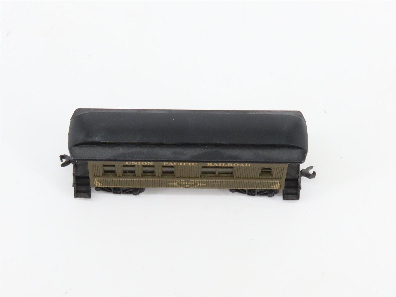 N Roundhouse 8550 UP Union Pacific 34' Overton Business Passenger Car Dodge B