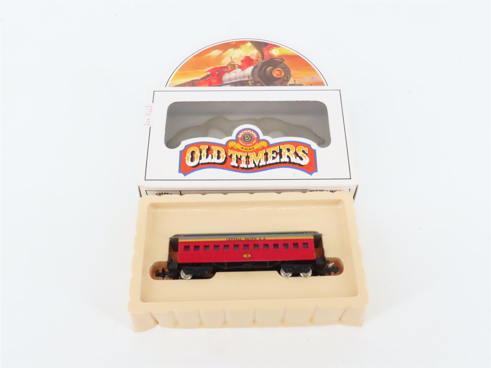 N Scale Bachmann 53-1056-24 CP Central Pacific Old Time Coach Passenger Car