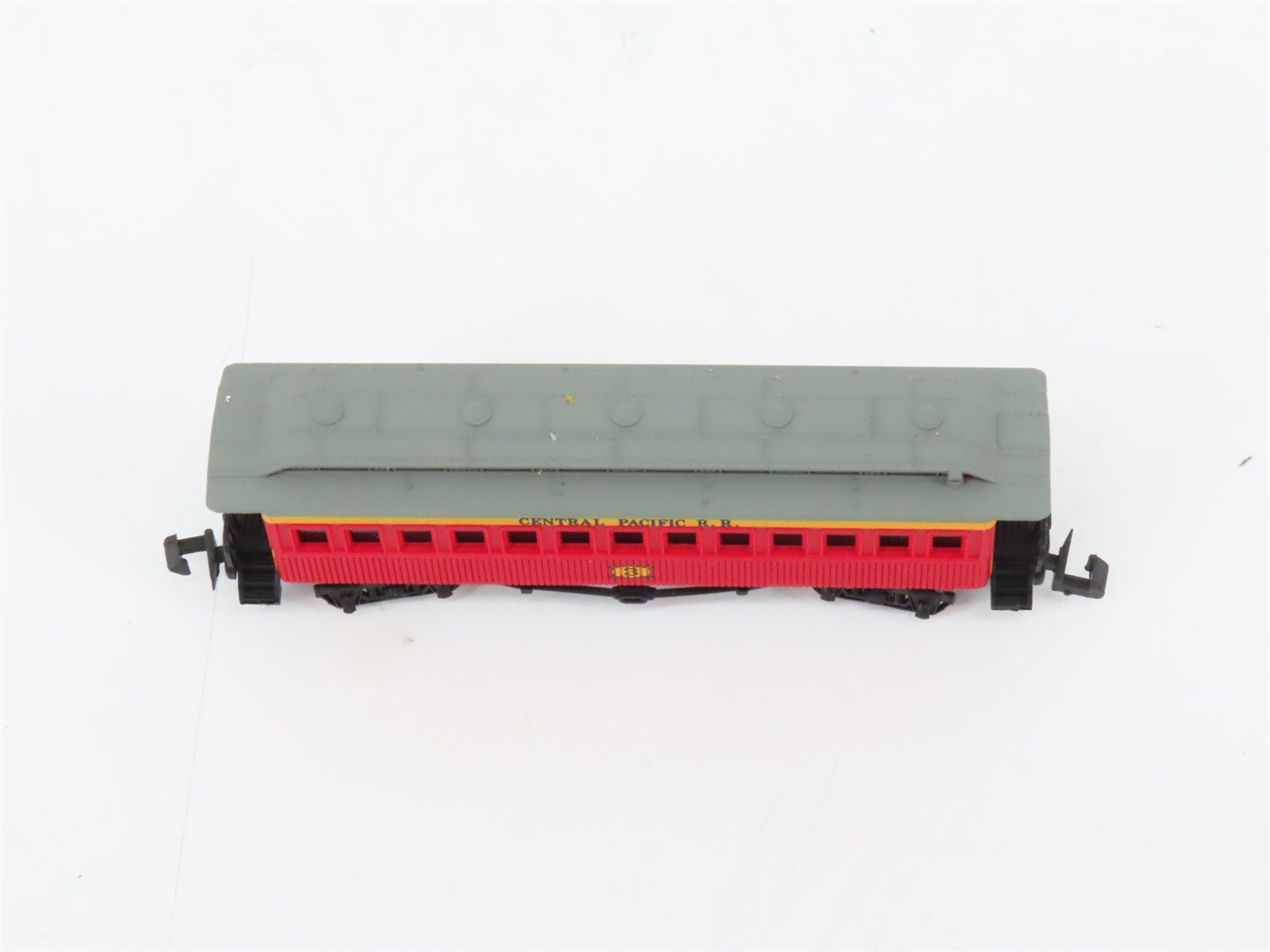 N Scale Bachmann 53-1056-24 CP Central Pacific Old Time Coach Passenger Car