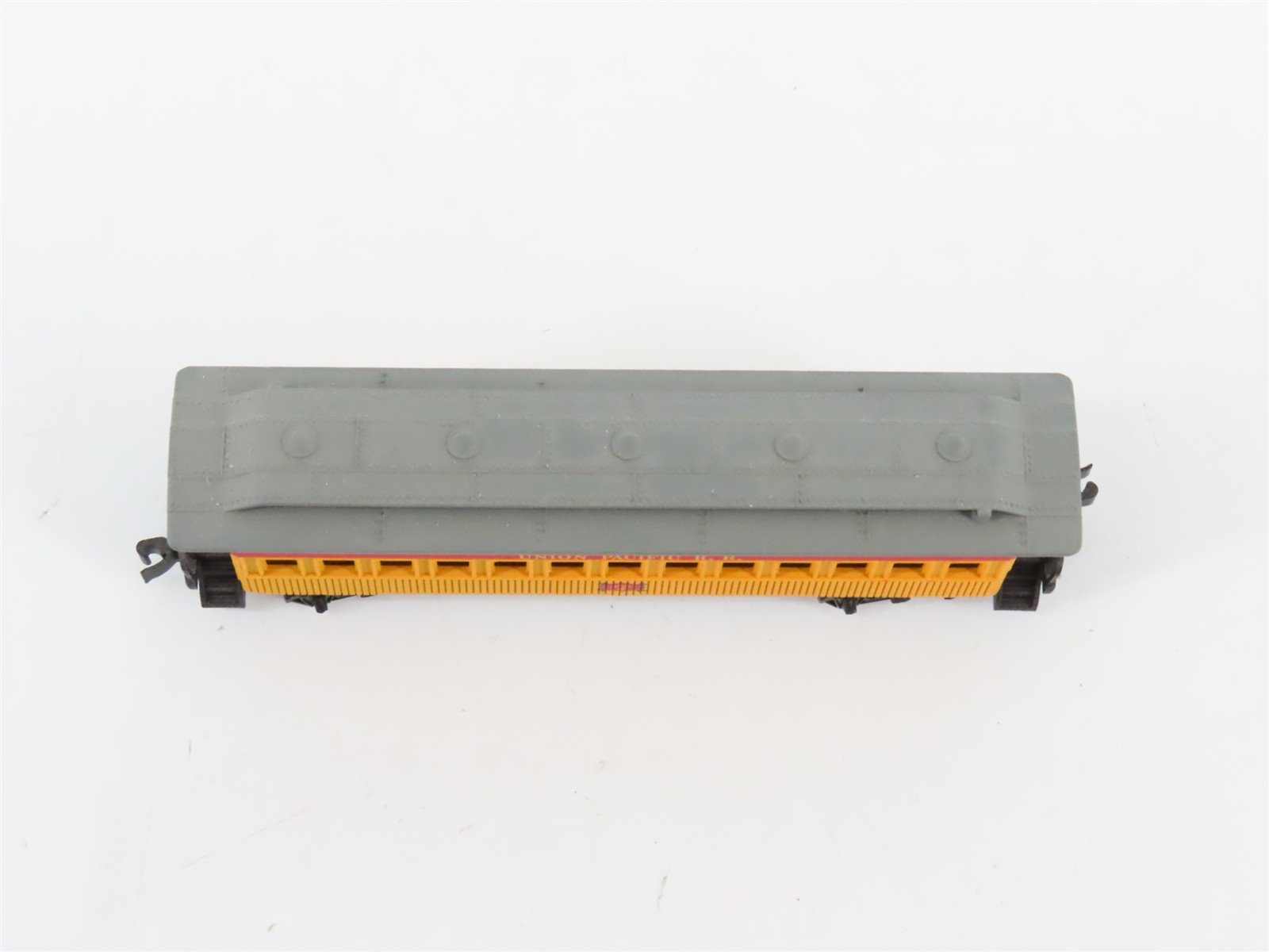 N Scale Bachmann 5572 UP Union Pacific 47' Old Time Coach Passenger Car