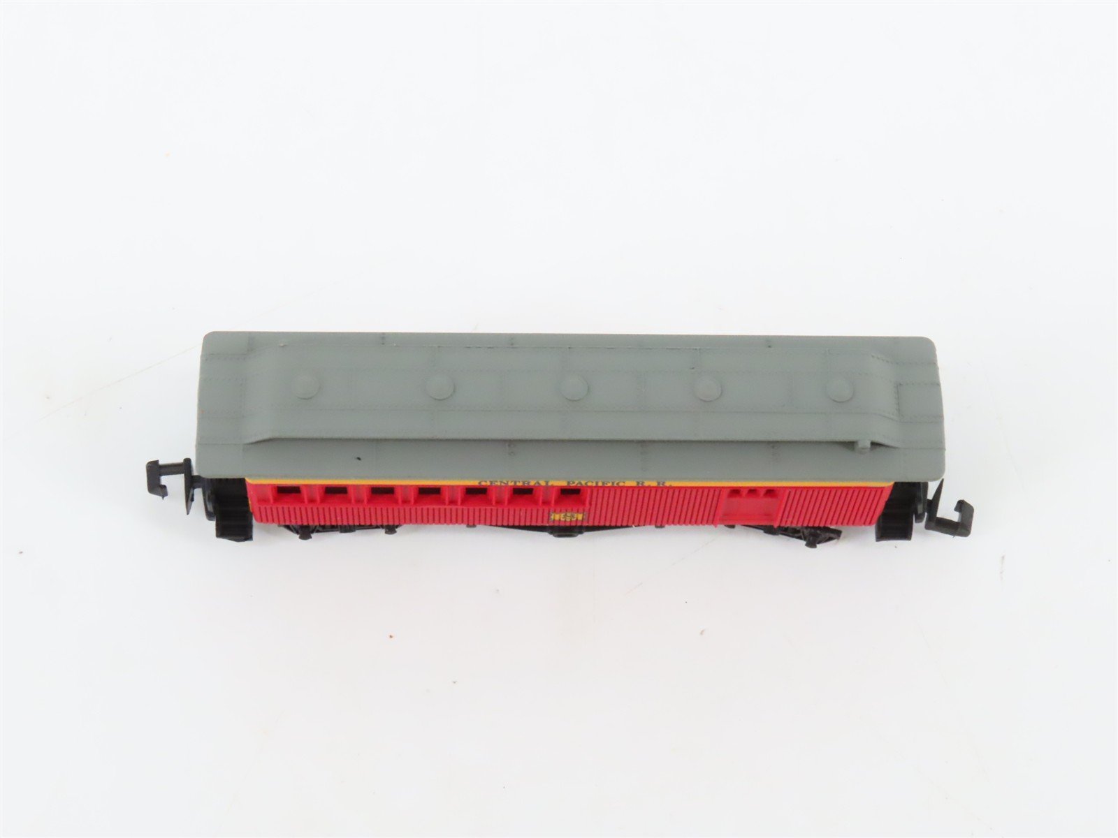N Scale Bachmann 53-1055-24 CP Central Pacific Old Time Combine Passenger Car