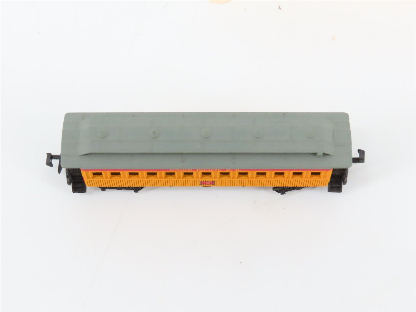 N Scale Bachmann 5572 UP Union Pacific 47' Old Time Coach Passenger Car